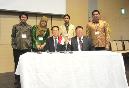 済木教授と富山大学からの参加者