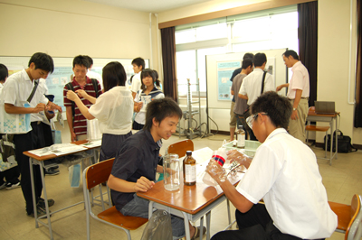 富山大学オープンキャンパス2012　五福キャンパスの様子4
