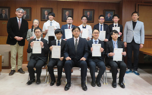 令和6年度「富山大学医学部長賞」の受賞について – 富山大学