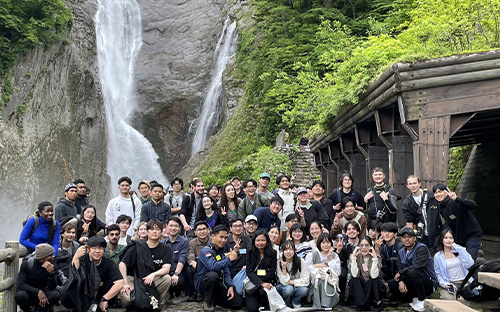 立山称名滝への夏のスタディ・エクスカーション – 富山大学