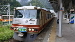 富山大学鉄道研究会(とみてつ)